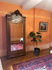 B&B / Chambres d'hotes Castel Rochefort sur Nenon Jura : photos des chambres
