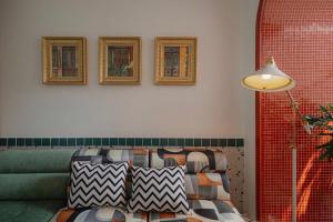 2 Story-House, European Stantard