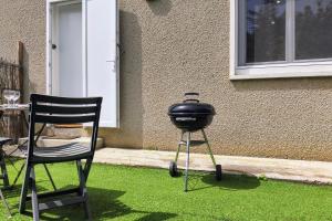 Villas Studio Occitanie 20 m2 tout equipe avec jardin : Villa 1 Chambre