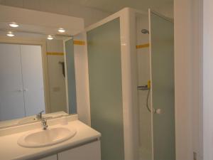 Apartment with views of Sailing Club