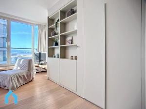 Studio in Knokke-Heist with Sea Views