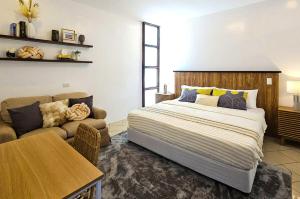 Entire 5BR Luxe Villa With Pool