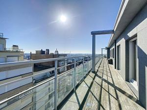 Apartment in Duinbergen with Sea Views