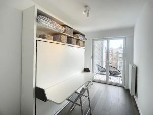 Seafront renovated apartment