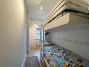 Apartment in Duinbergen with Sea Views