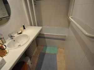 Apartment in Duinbergen with Side Sea View