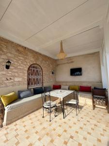 Chalet berbère 5 Chambres avec Piscine &Wifi fibre