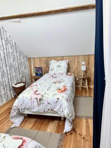 Maisons d'hotes La Grange Aux Hirondelles - Chambre familiale : photos des chambres