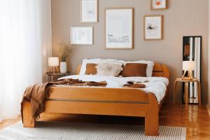 Bright Harmony wtih Balcony Old Town Renovated