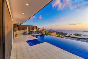 4 Bedroom Sea View Villa in Kalkan