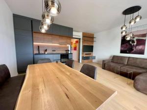 Exclusive Sea View Apartment