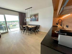 Exclusive Sea View Apartment