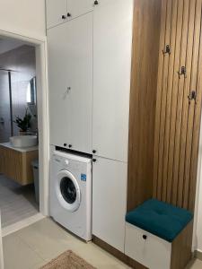 Seabreeze Apartament Shkembi i Kavajes,Golem,ngjitur me Grand Blue Fafa