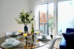 Modern 2 Bed flat in East London