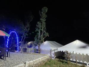 Hotel Natures Nest #Free Wifi# Luxury rooms with Outstanding nature view# Free Parking