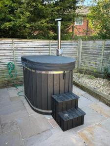 Elletson Park Wood fired Hot tubs, Caravans & Pods