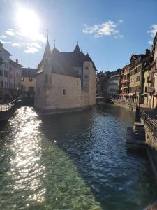 Annecy cozy studio with terrace