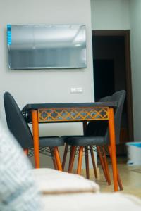 Living Like Home