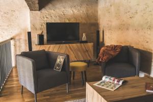 Lintendance - calme et cosy, vieilles pierres