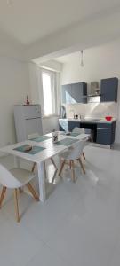 Casa Viola - Central Apartment City & Sea
