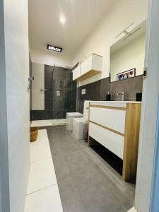 Yema Via di Mezzo, Lucca, Italy