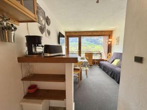 Appartements Appartement 2 pieces cabine avec balcon, proche village et pistes - Praz Sur Arly - 5 pers. - FR-1-603-101 : photos des chambres