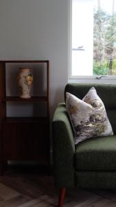 Hidden Acres- Room with Double & Single Bed, Malahide