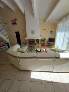 Maison familiale entourée de verdure près dArcachon, plages et Golfs