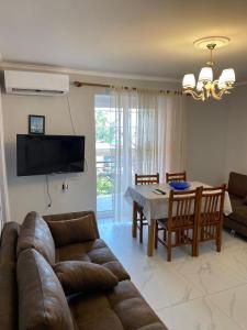 Spacious-Central Apartment