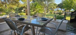 Maisons de vacances Maison a 2 pas de la plage avec vue mer : photos des chambres