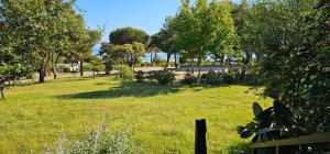Maisons de vacances Maison a 2 pas de la plage avec vue mer : photos des chambres