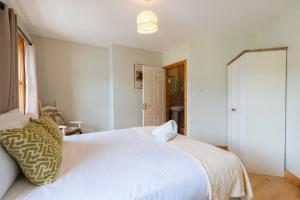 Central Stay - Old Town Dingle