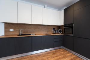 Spacious, free parking, 3min beach, Flora Panorama