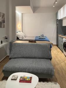 Elegant City Retreat Walk to Landmarks & Metro