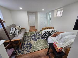 Harvard Sq whole Unit 5min to campus w parking