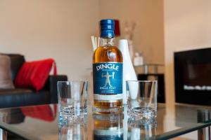 Steps from Main Street - Dingle