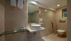 HOTEL Cloud Suites Near Delhi Airport