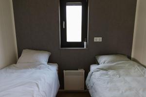 De Eend - Tiny house in de Zeeuwse Natuur