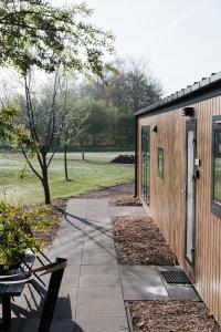 De Eend - Tiny house in de Zeeuwse Natuur