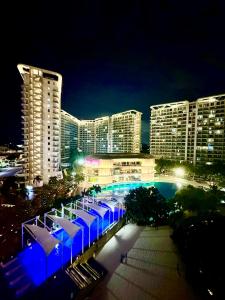 Lé Booms Staycation