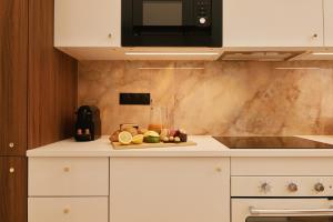 Lavie Maison Glass Roof Flat- AC Hot Tub