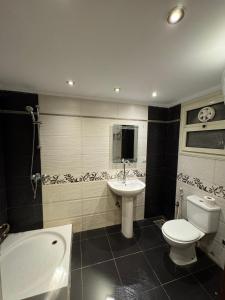 فيلا مفروشه للايجار في التجمع