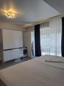White Tower Mamaia Residences