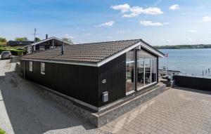 Awesome Home In Haderslev