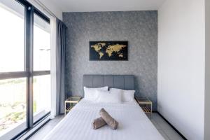 Breezy Urban 6pax SeaView InfinityPool Georgetown
