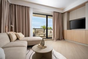 North by Urbanesq Cortina L