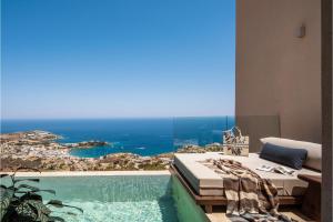 Villa Ouranos -the World Unfolds Before You