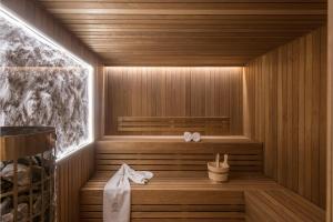 Villa Ouranos -the World Unfolds Before You