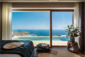 Villa Ouranos -the World Unfolds Before You