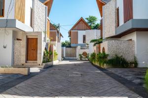 Tropical 5BR Villa Casa Ola Sanur